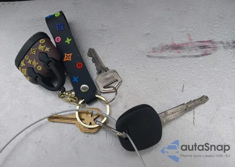 2010 Toyota Camry Le из США, поврежденный, VIN 4T1BF3EK2AU007007